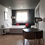 Apartment Comforsuite