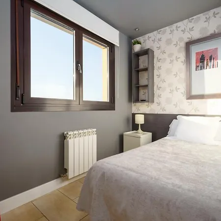 Comforsuite Apartment 2*