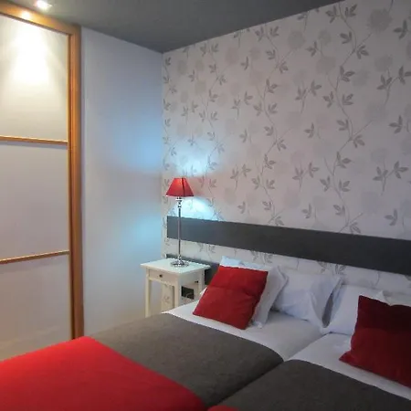 Comforsuite Apartment 2*